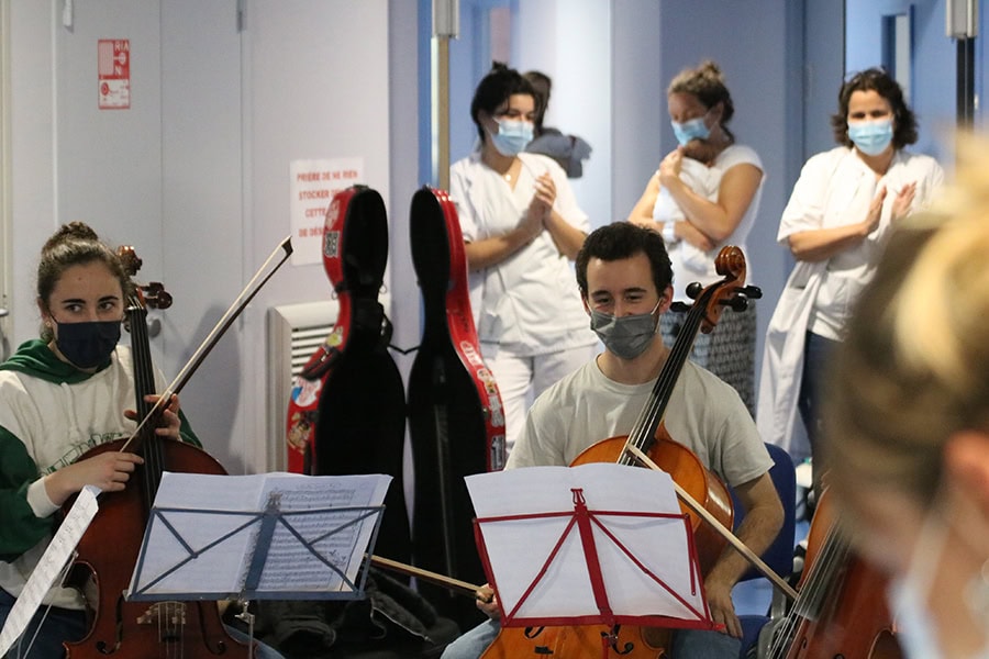 Musique « au pied du lit du patient » : retour des « Violoncelles à l’hôpital » les 1er et 8 décembre